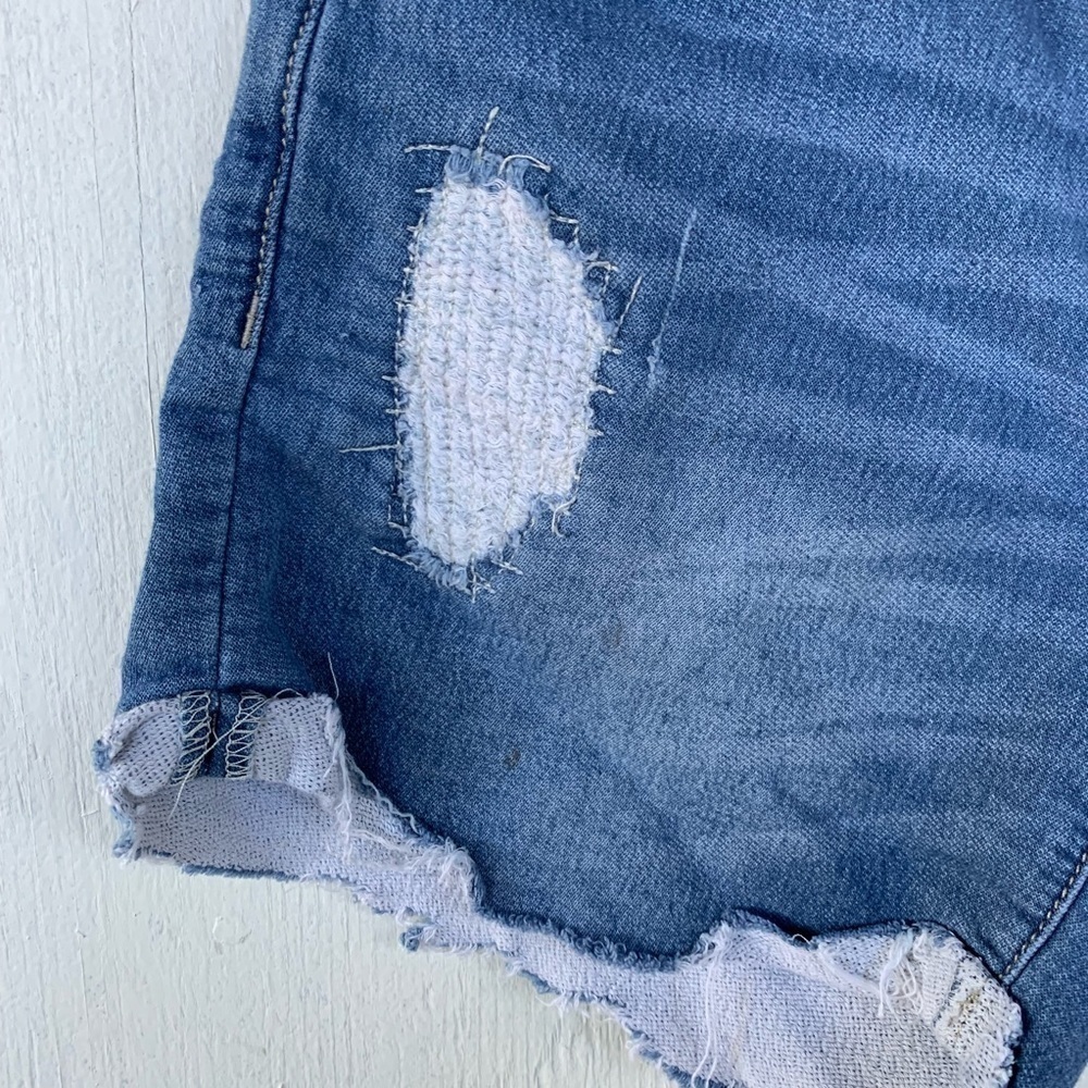 Joe Boxer Stretch Denim Distressed Jean Shorts - Picture 2 of 4
